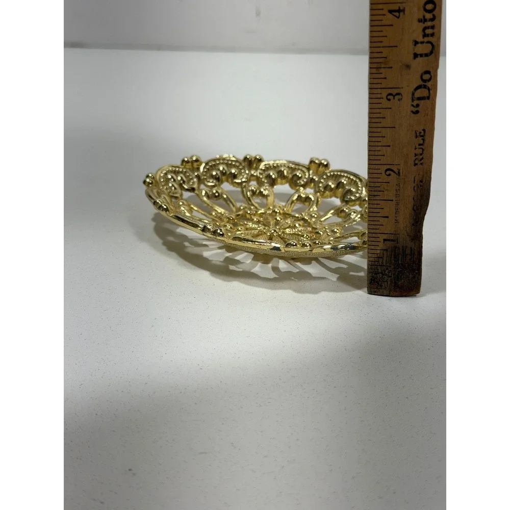 Vintage 1983 American‎ tack howe Gold Filigree Oval Trinket Jewelry Dish Footed